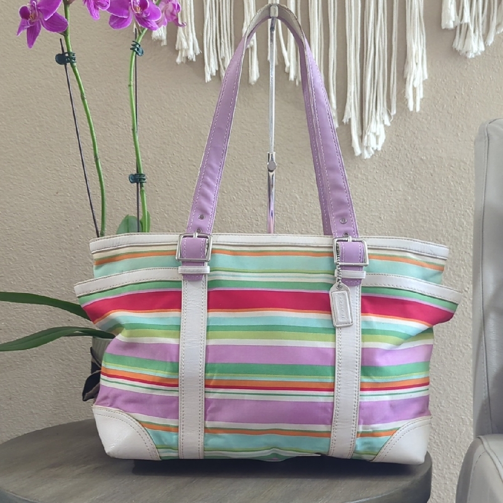 🌹Coach Hamptons Multicolor Striped Shoulder Tote Bag